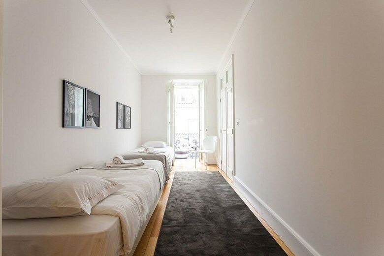 Downtown Blue VII Apartment Rentexperience