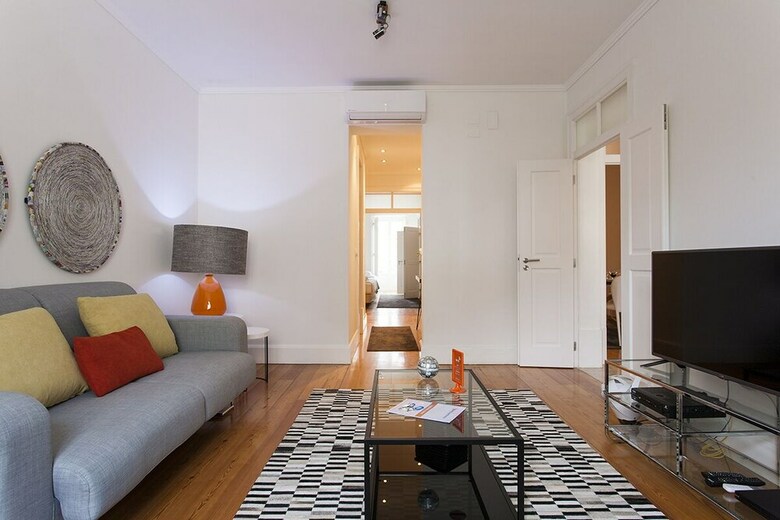 Downtown Blue VII Apartment Rentexperience