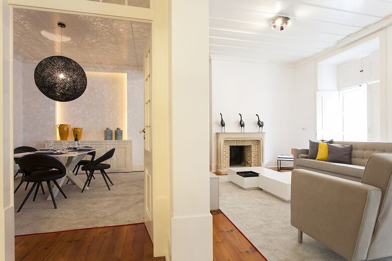Elegant Chiado Apartment Rentexperience