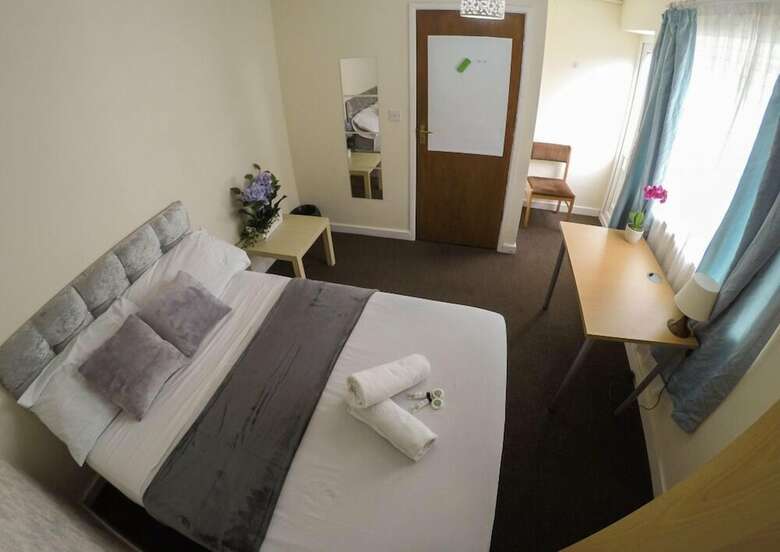 Hotel Donnington Bridge Road Rooms