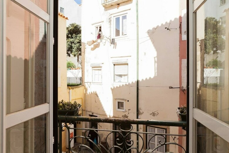 Alfama Vintage II Apartment Rentexperience