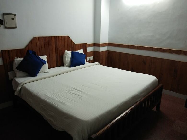 Sri Chendhoors Hotel Sp Residency