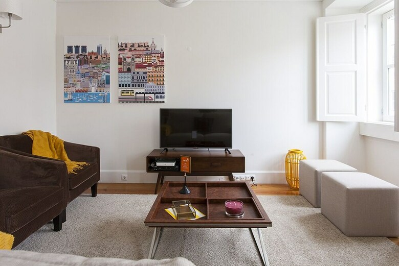 Downtown Blue IV Apartment Rentexperience