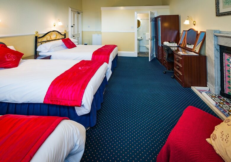 Hotel Strathallan Guest House