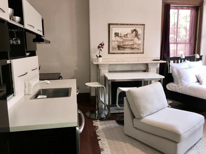 Boutique Apartments By The Upton Collection