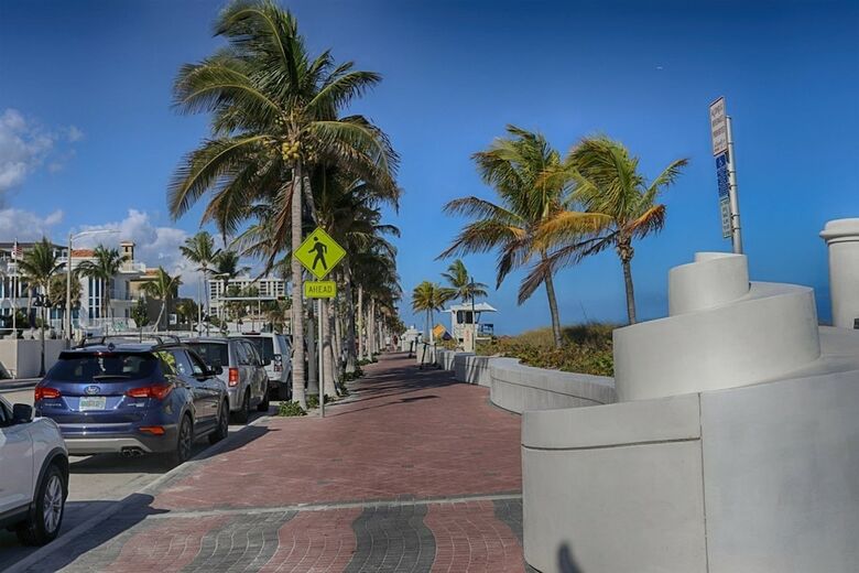 Boca Chica Frank`s Key West Experience