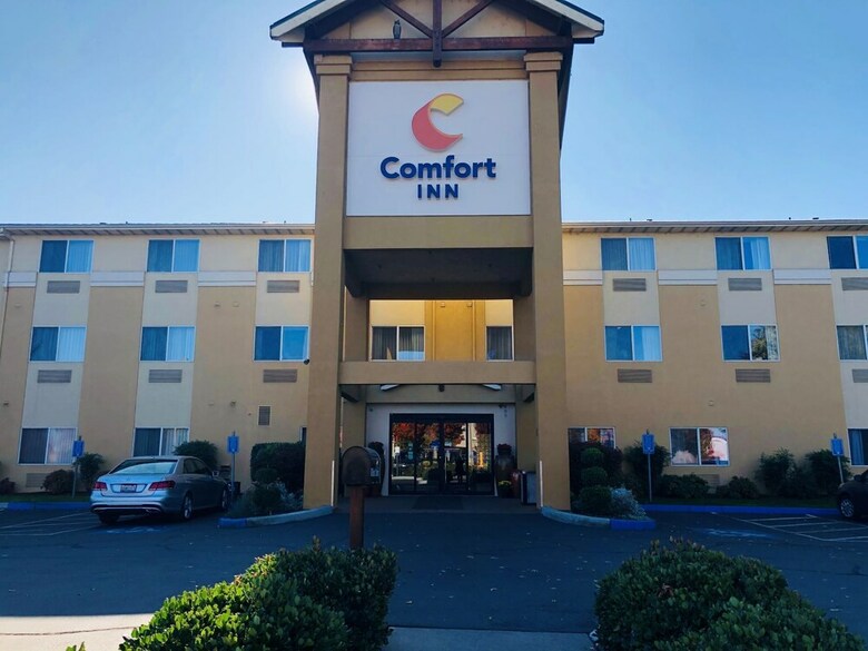 Hotel Comfort Inn South