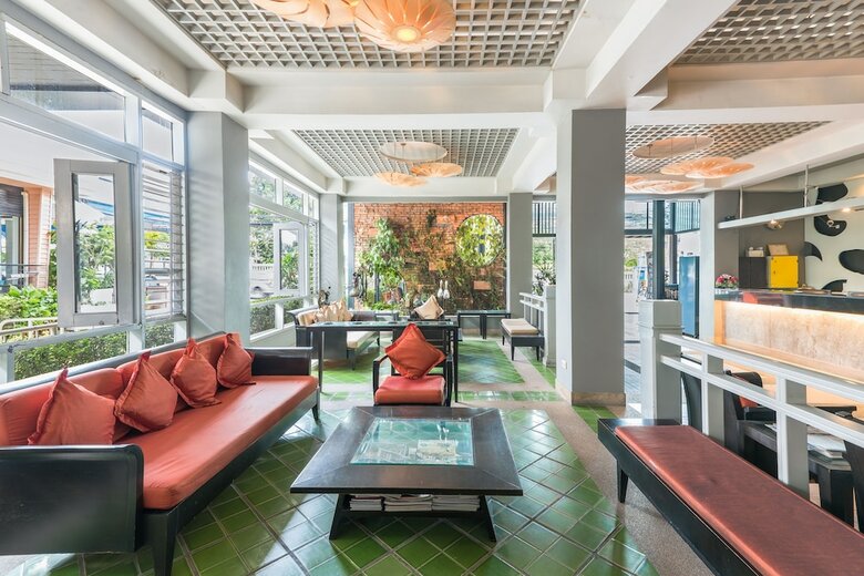 Lantana Pattaya Hotel & Resort