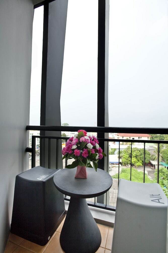 Lantana Pattaya Hotel & Resort