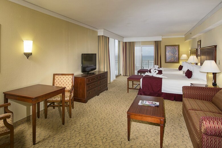 Hotel Plaza Resort & Spa