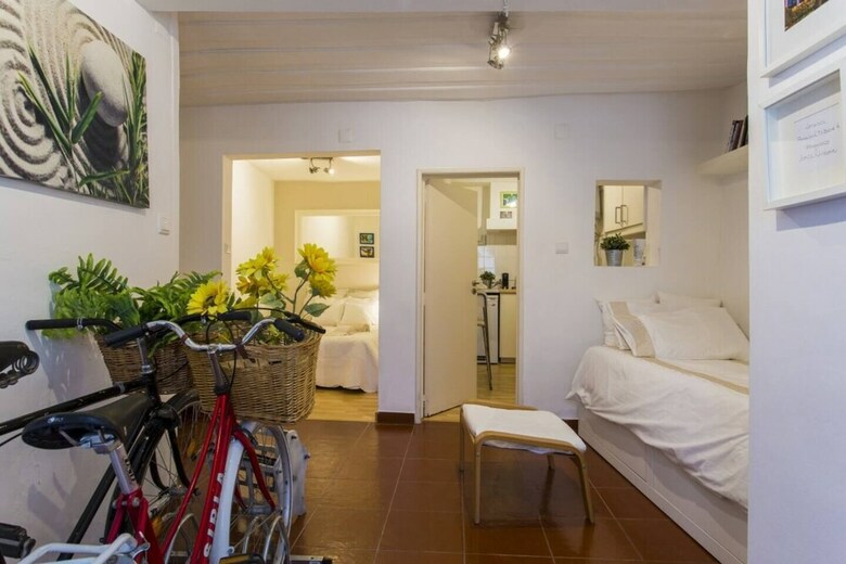 Cosy Panteao Alfama Apartment Rentexperience