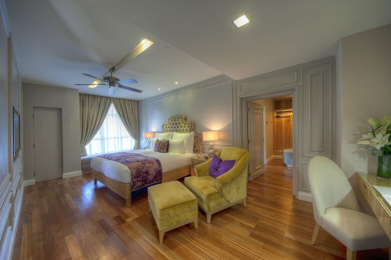 Hotel The Chateau Spa & Organic Wellness Resort