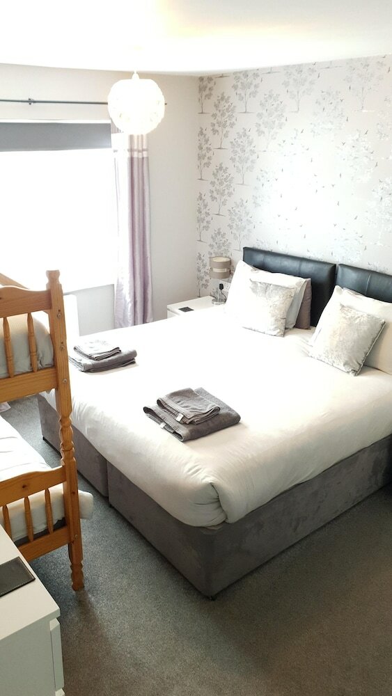 Hotel Roslyn Guest House