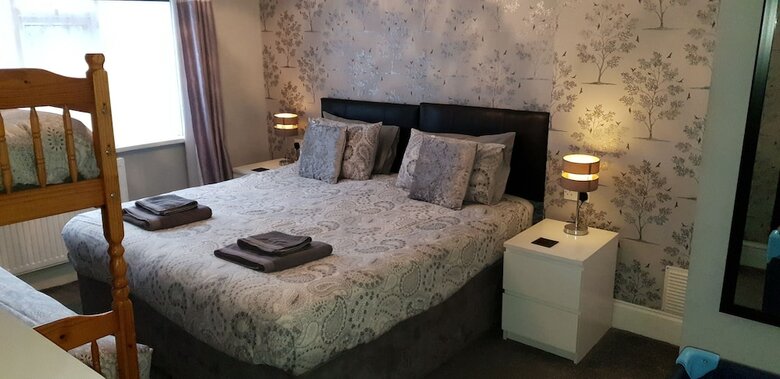 Hotel Roslyn Guest House