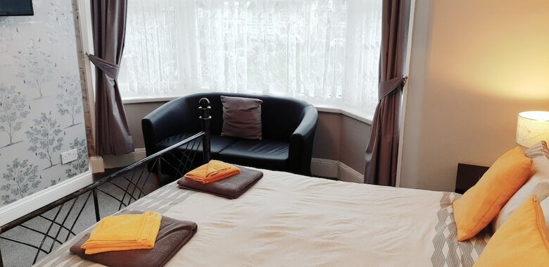 Hotel Roslyn Guest House