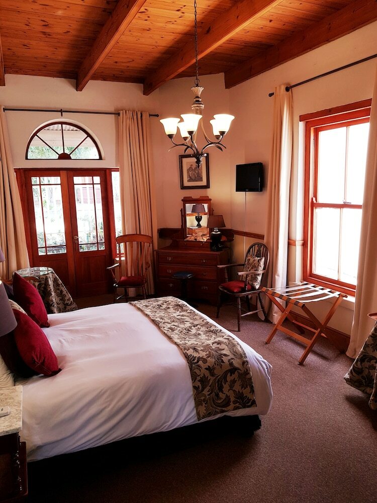 Montagu Country Hotel