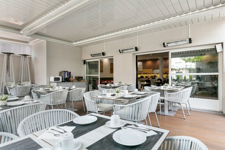 Hotel Globales Acis Y Galatea