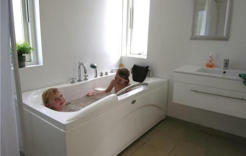 Holiday Home Kronvildtvej Brovst II