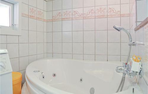 Holiday Home Treh�is-�sen Gilleleje V