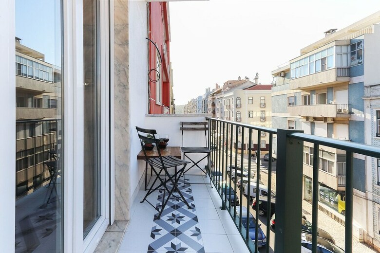 Apartamentos Campo Ourique Duplex By Homing