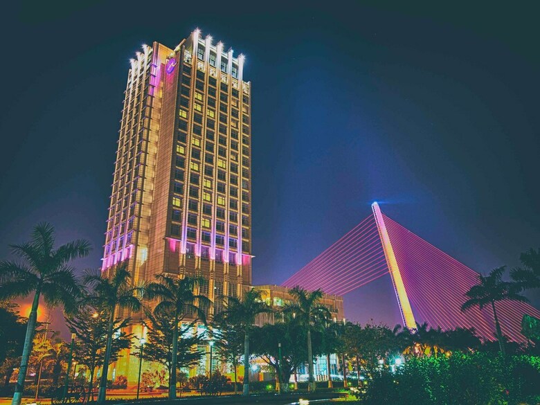Hotel Grand Mercure Danang