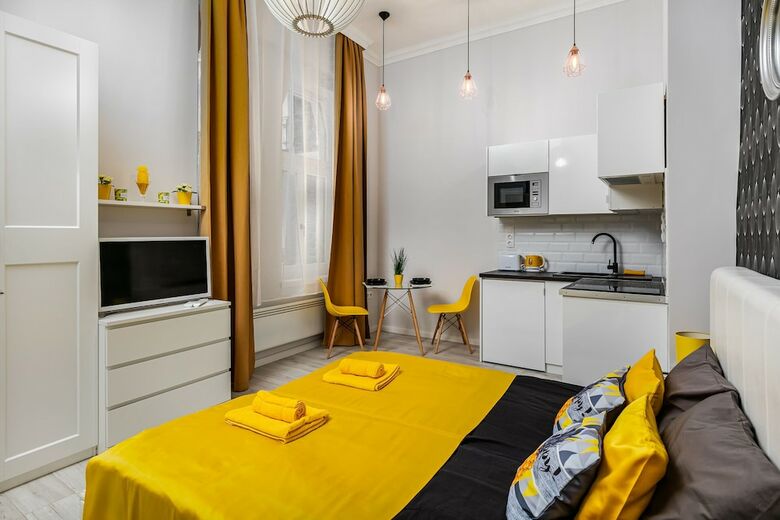 Aparthotel K51- Modern & Quality Apartments