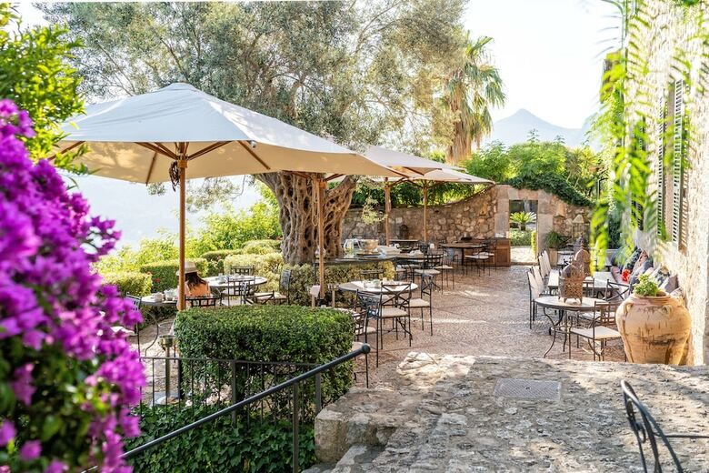 Agroturismo Ca's Xorc - Luxury Retreat & Restaurant