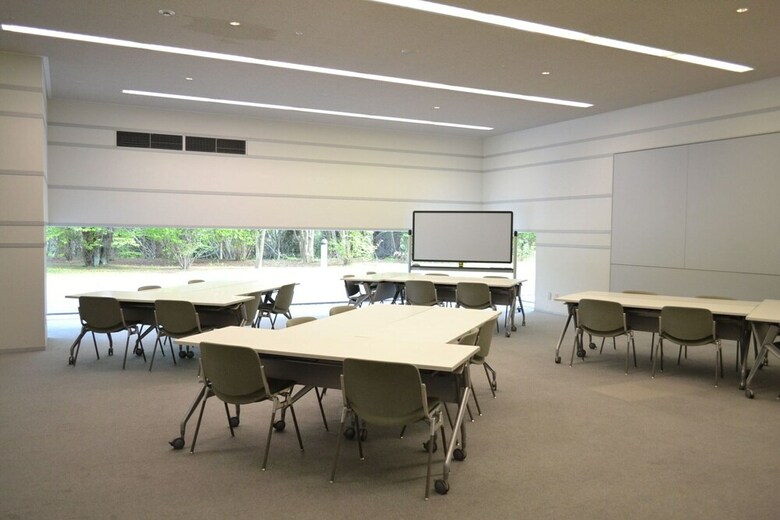 Okura Akademia Park Hotel