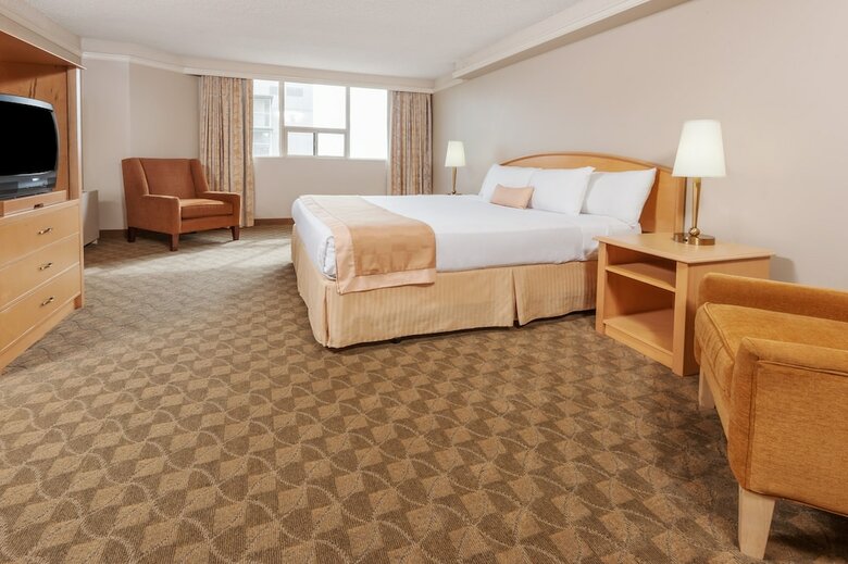 Hotel Edmonton Inn And Conference Centre
