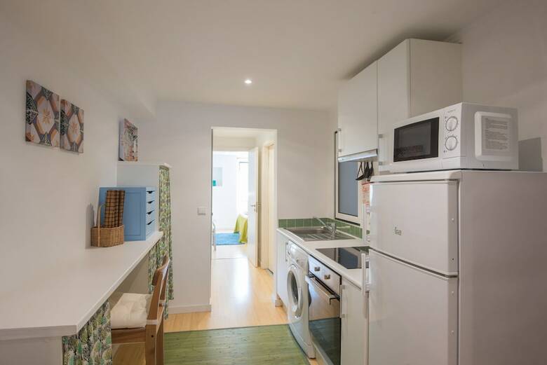 Aparthotel Madragoa Typical Apartments