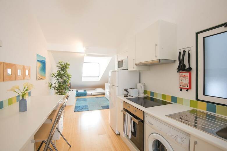 Aparthotel Madragoa Typical Apartments