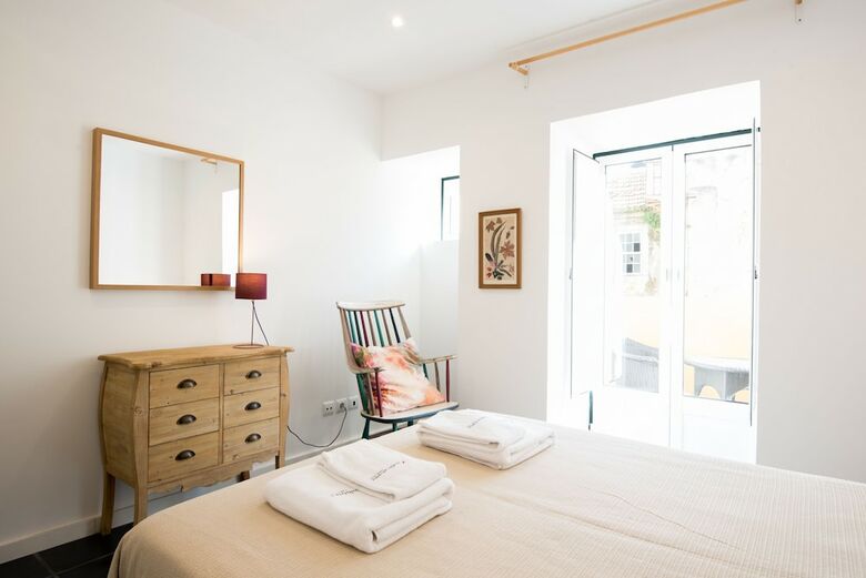 Aparthotel Madragoa Typical Apartments