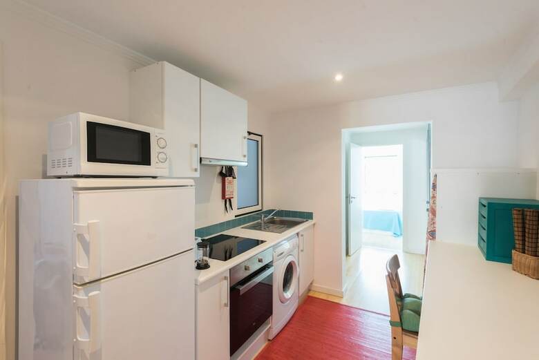 Aparthotel Madragoa Typical Apartments