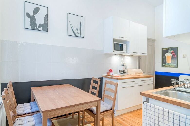 Kiraly 99 Apartment