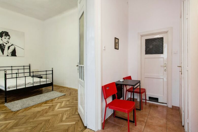 Kecskemeti 5 Apartment