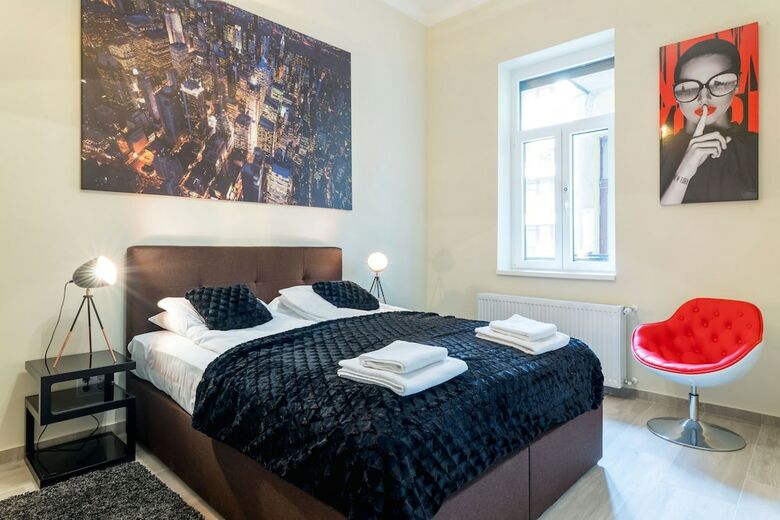 Kazinczy 11 Apartment