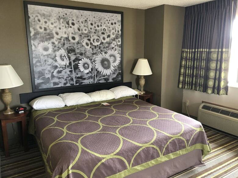 Hotel Super 8 By Wyndham Anamosa Ia