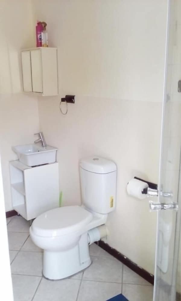 Hotel Drifters Haven Guest House