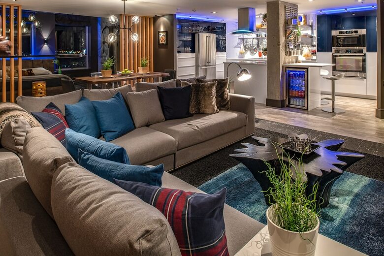 Spectacular Designer Loft Dtown Halifax