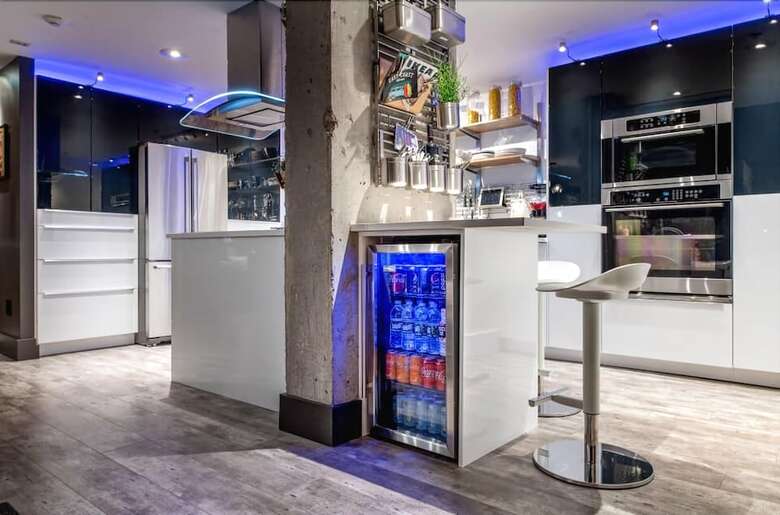 Spectacular Designer Loft Dtown Halifax