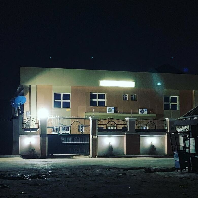 Ariflad Hotel & Suites