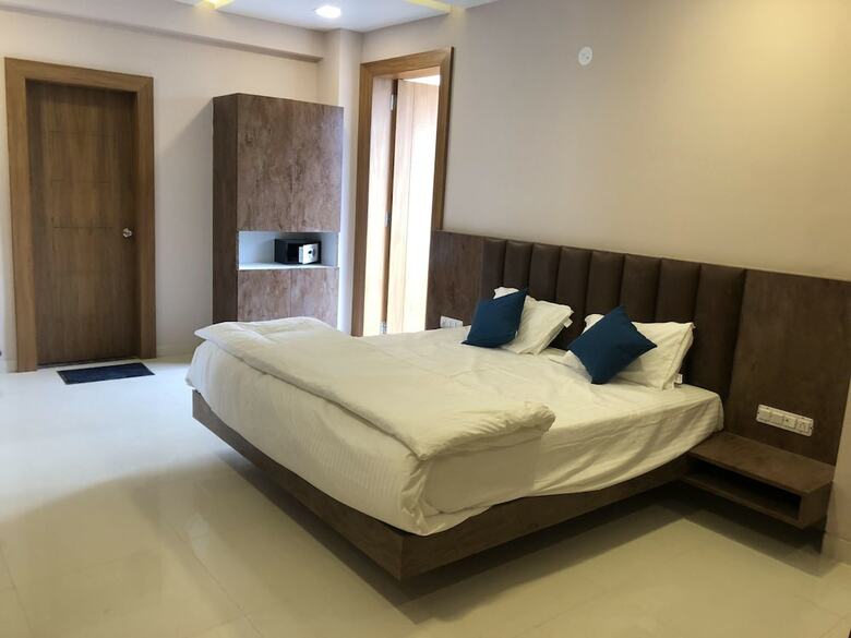 Hotel The White Fresco