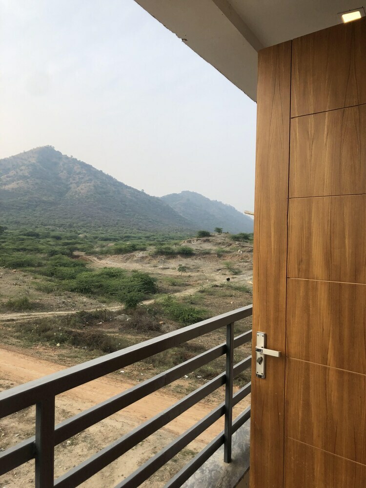 Hotel The White Fresco