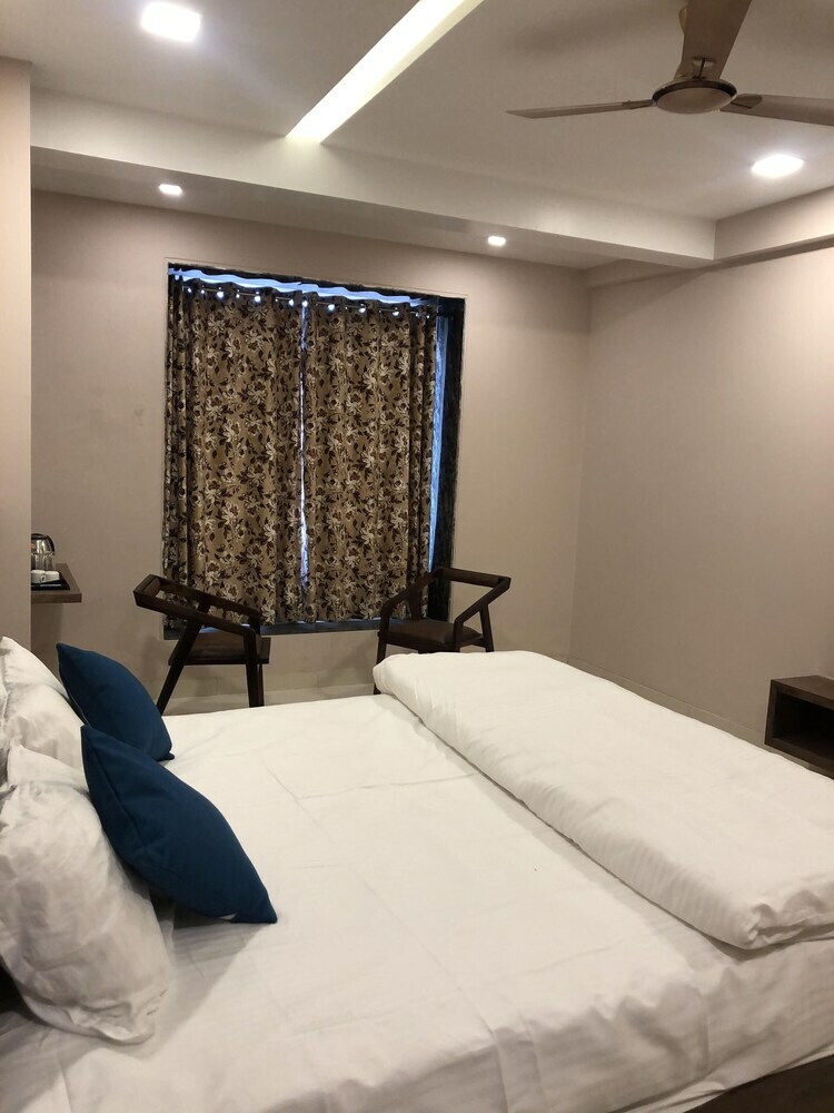 Hotel The White Fresco