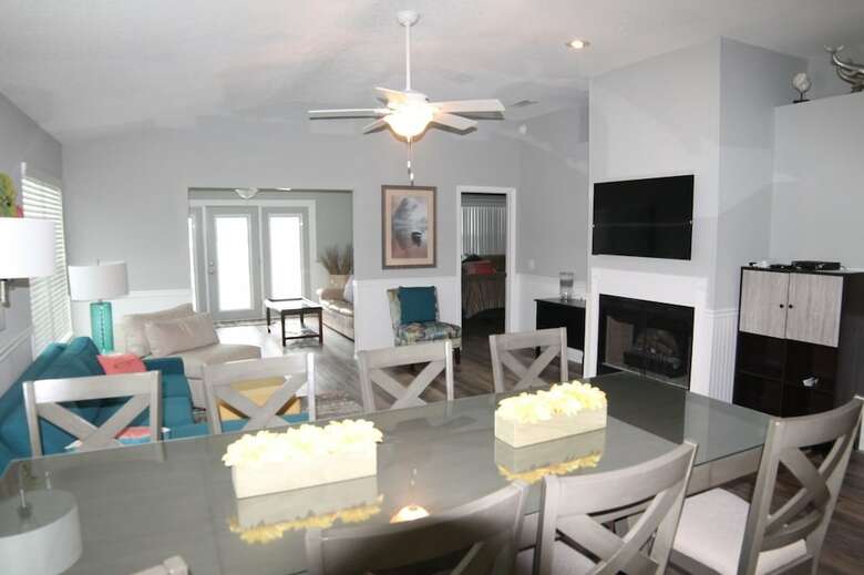 Pet Friendly, 3 Br, 2 Ba, Private Pool - Sunset Harbor