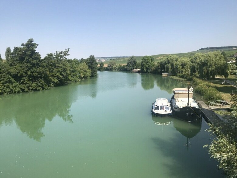 Apartamentos Loft Inn Epernay