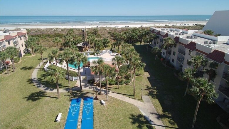 2 Bed, 2 Bath, Upgraded, Pool View - Ocean Village Club E35