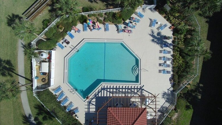 2 Bed, 2 Bath, Upgraded, Pool View - Ocean Village Club E35