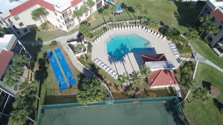 2 Bed, 2 Bath, Upgraded, Pool View - Ocean Village Club E35