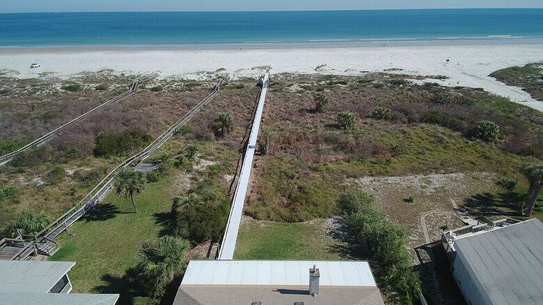 Pet Friendly, Oceanfront, 3 Bed, 2 Bath - Ocean Paradise